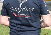 Airteam Fürstenfeld :: Die neuen T-Shirts sind elegant, bequem und obendrein sogar noch informativ...!